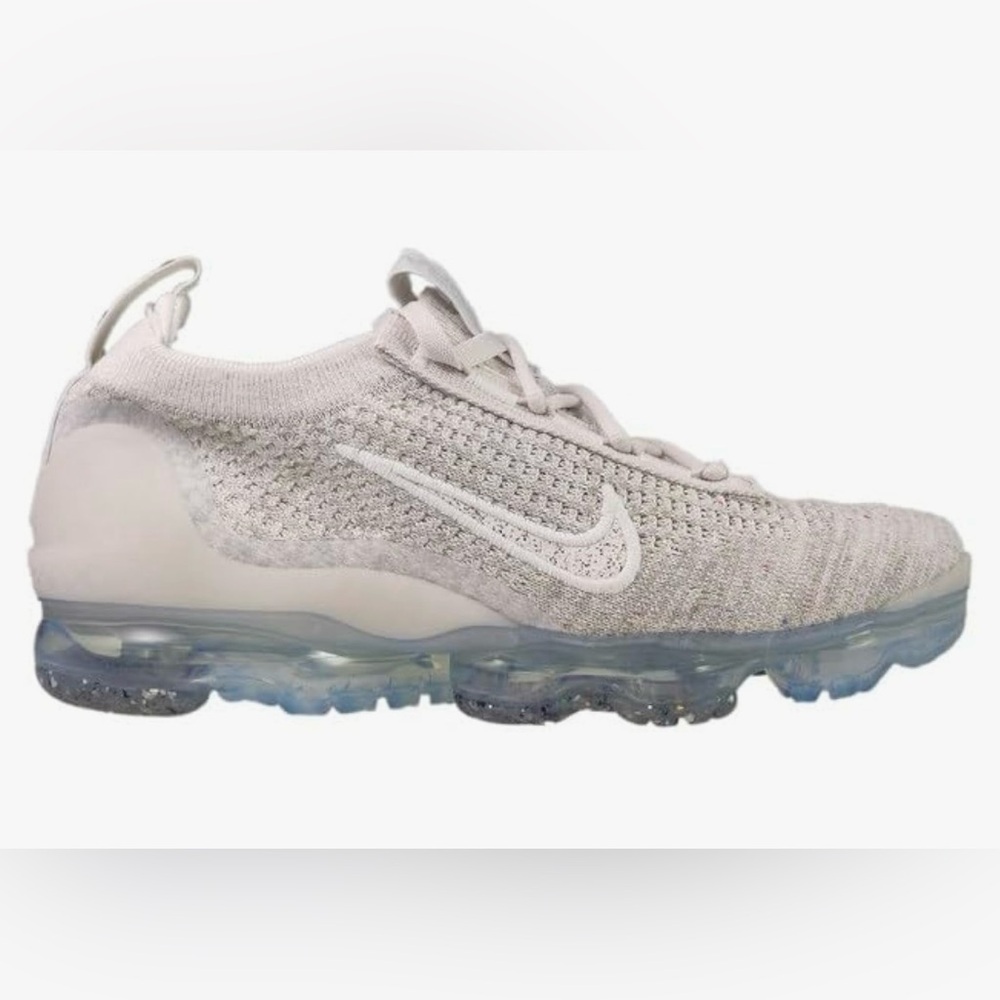 Nike Air Vapormax Flyknit 2021 FK Grey/White DJ9975-001 Women's Size 9 M NWOB
